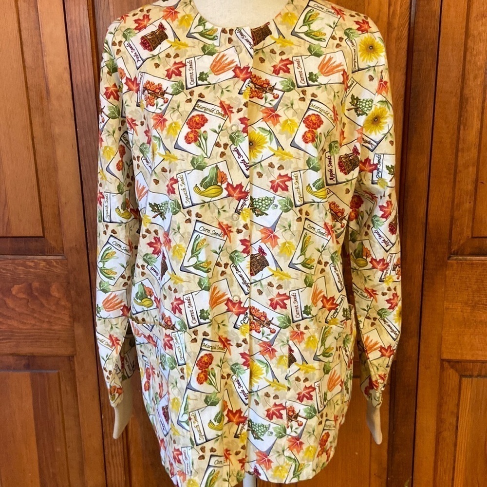 Stars of Best Medical Print Warm-Up Jacket W/Knit Cuffs Garden Fresh Tan NWT Sm
